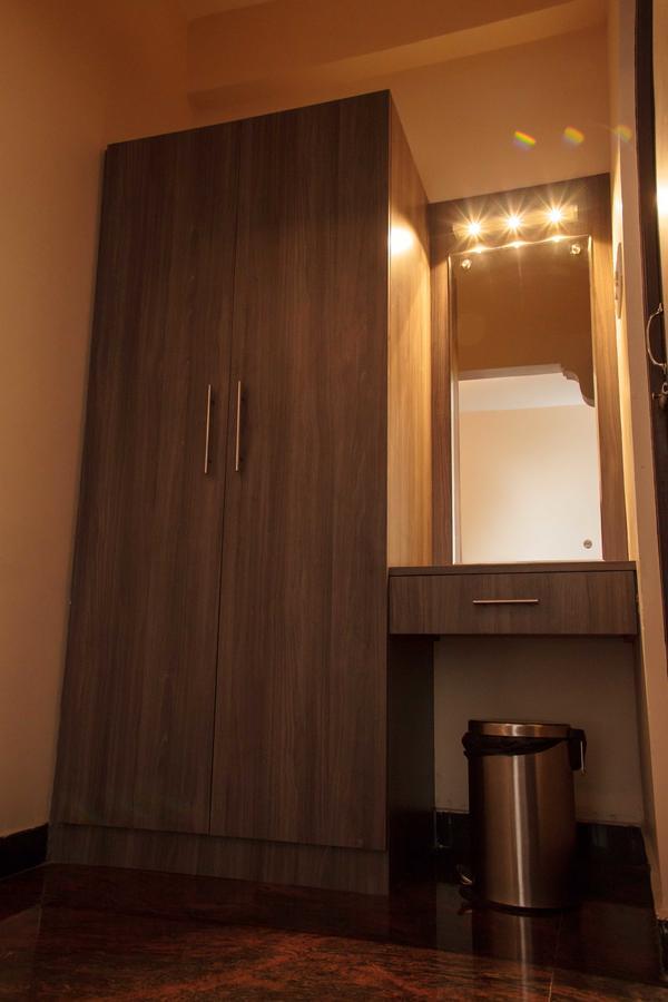 Hotel Sri Hayagriva Tiruchirappalli Phòng bức ảnh