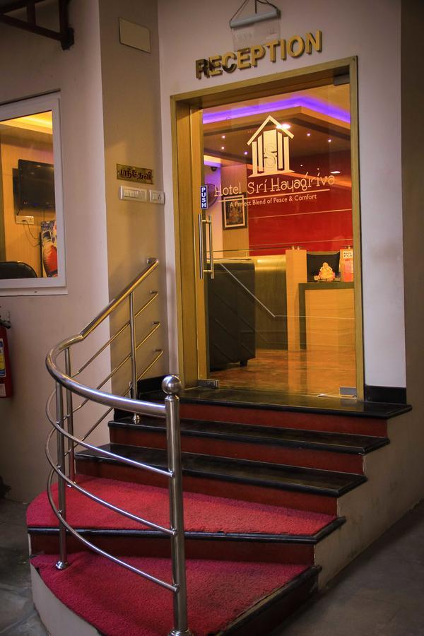 Hotel Sri Hayagriva Tiruchirappalli Ngoại thất bức ảnh